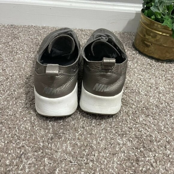 Nike Air Max Thea Jolie 725118-002 Women's Size 7.5 Metallic Pewter Sneakers - Picture 4 of 9